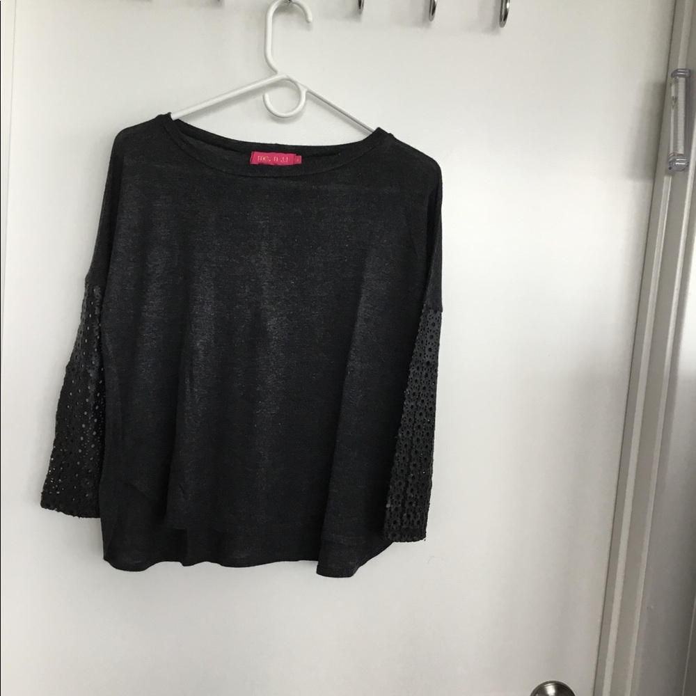 Excellent condition Me.n.u long sleeved top